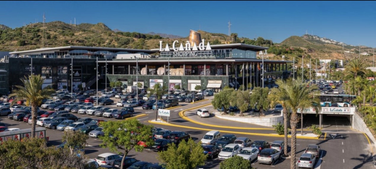 La Cañada Shopping Centre
